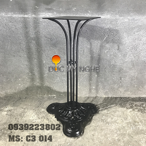 Bàn cafe 3 chân gang đúc C3 014